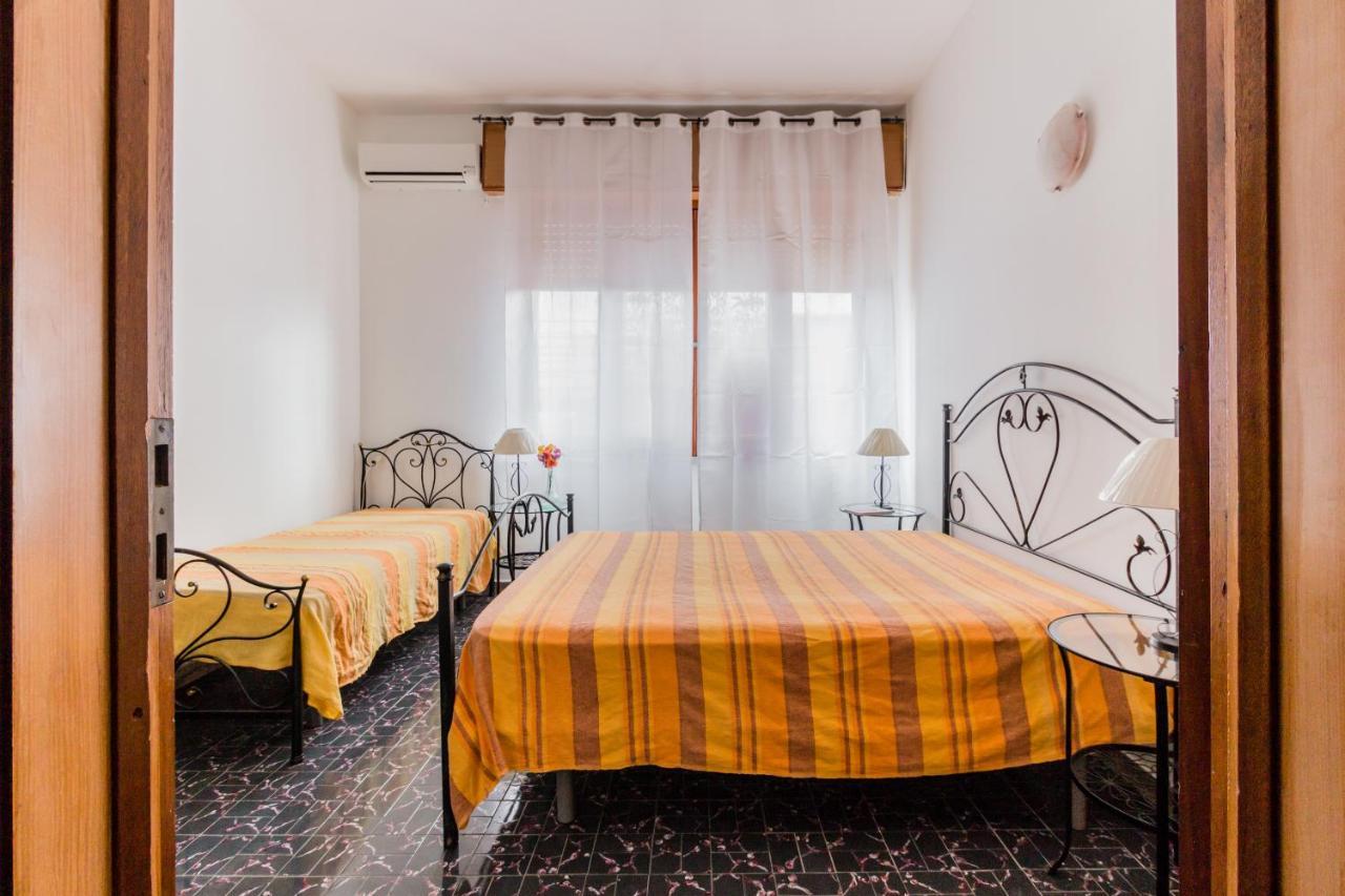 Terre Di Mare Near The Sandy Beach With Pool, Parking & Wifi Fontane Bianche Exterior foto