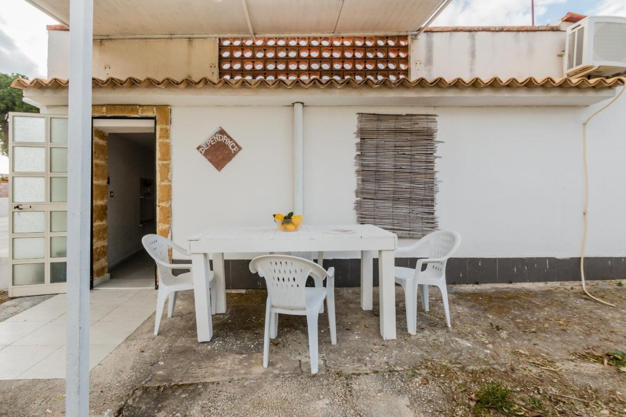 Terre Di Mare Near The Sandy Beach With Pool, Parking & Wifi Fontane Bianche Exterior foto